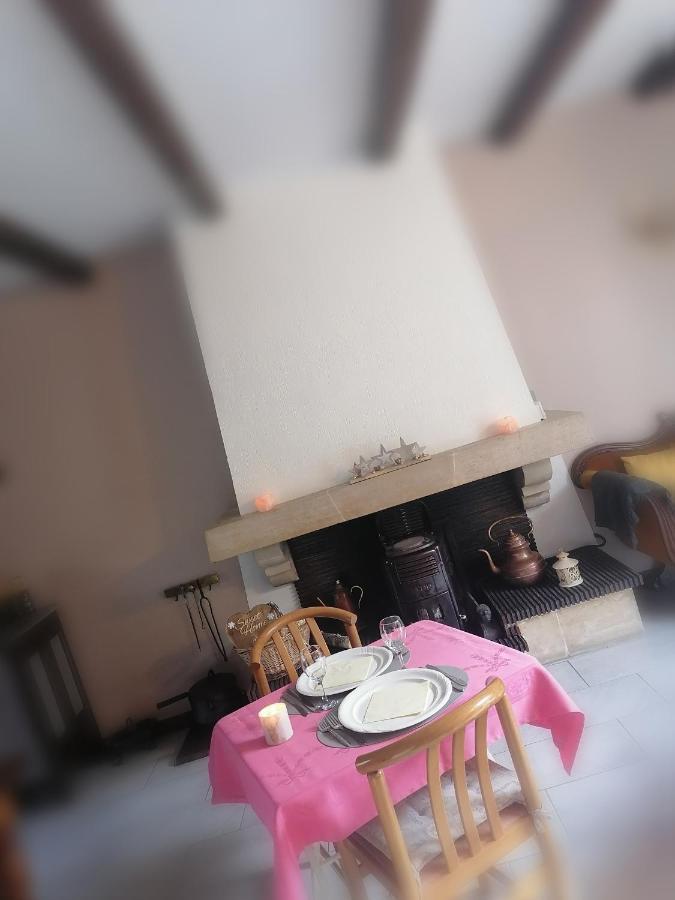 Chez Many, Par Fred Et Henri Panzió Monthermé Kültér fotó