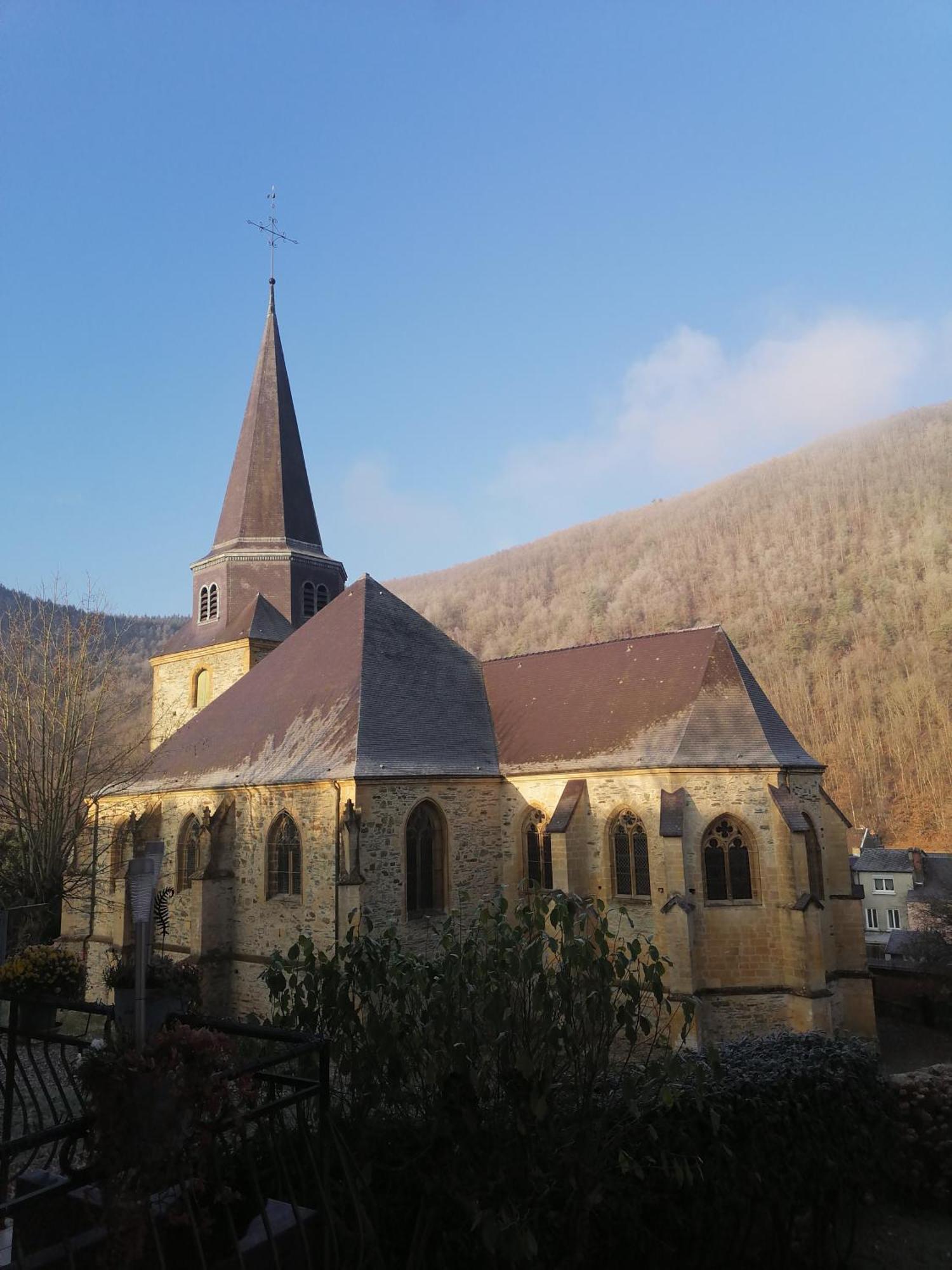Chez Many, Par Fred Et Henri Panzió Monthermé Kültér fotó